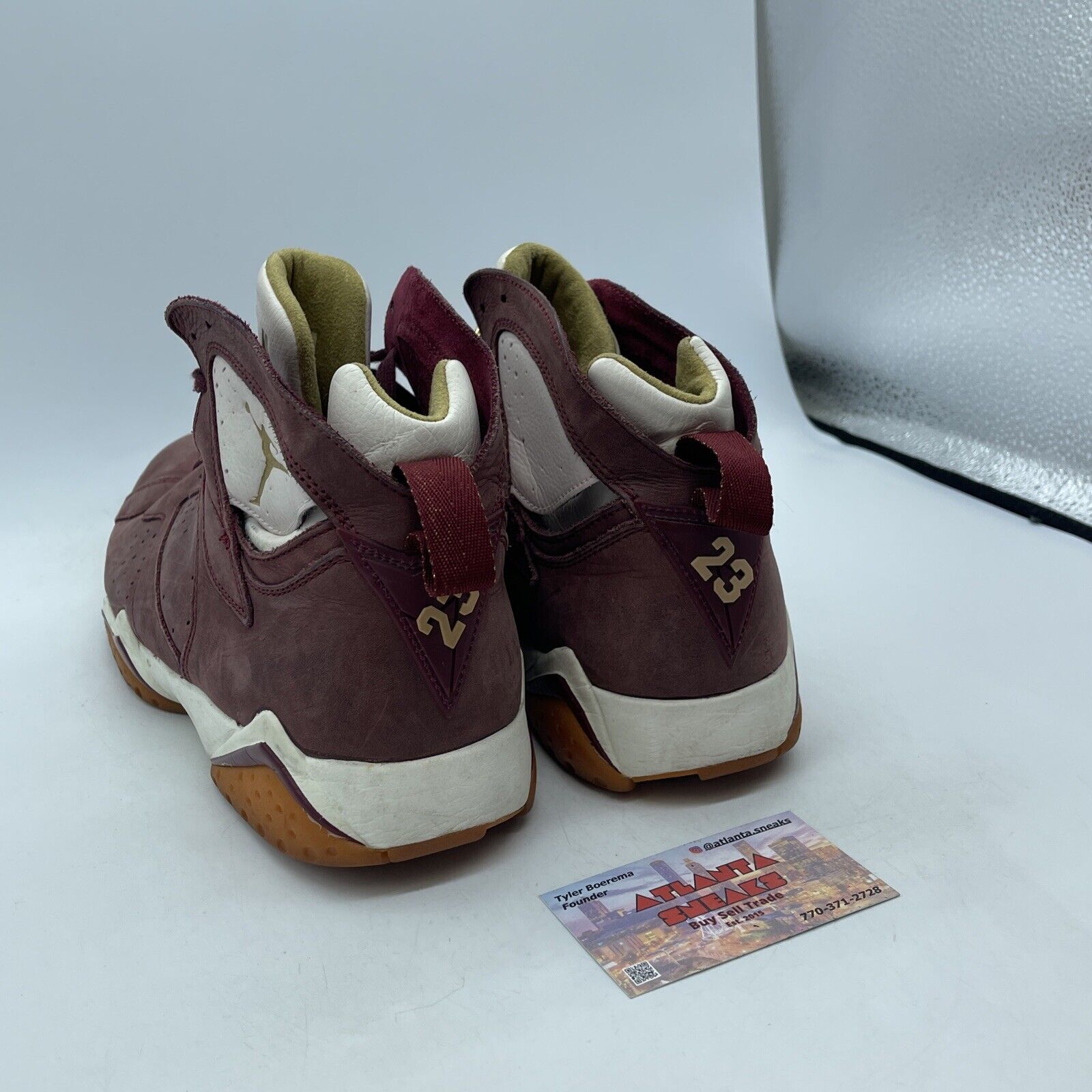Size 10.5 - Air Jordan 7 Retro Cigar Burgundy White Suede Leather (725093-630)