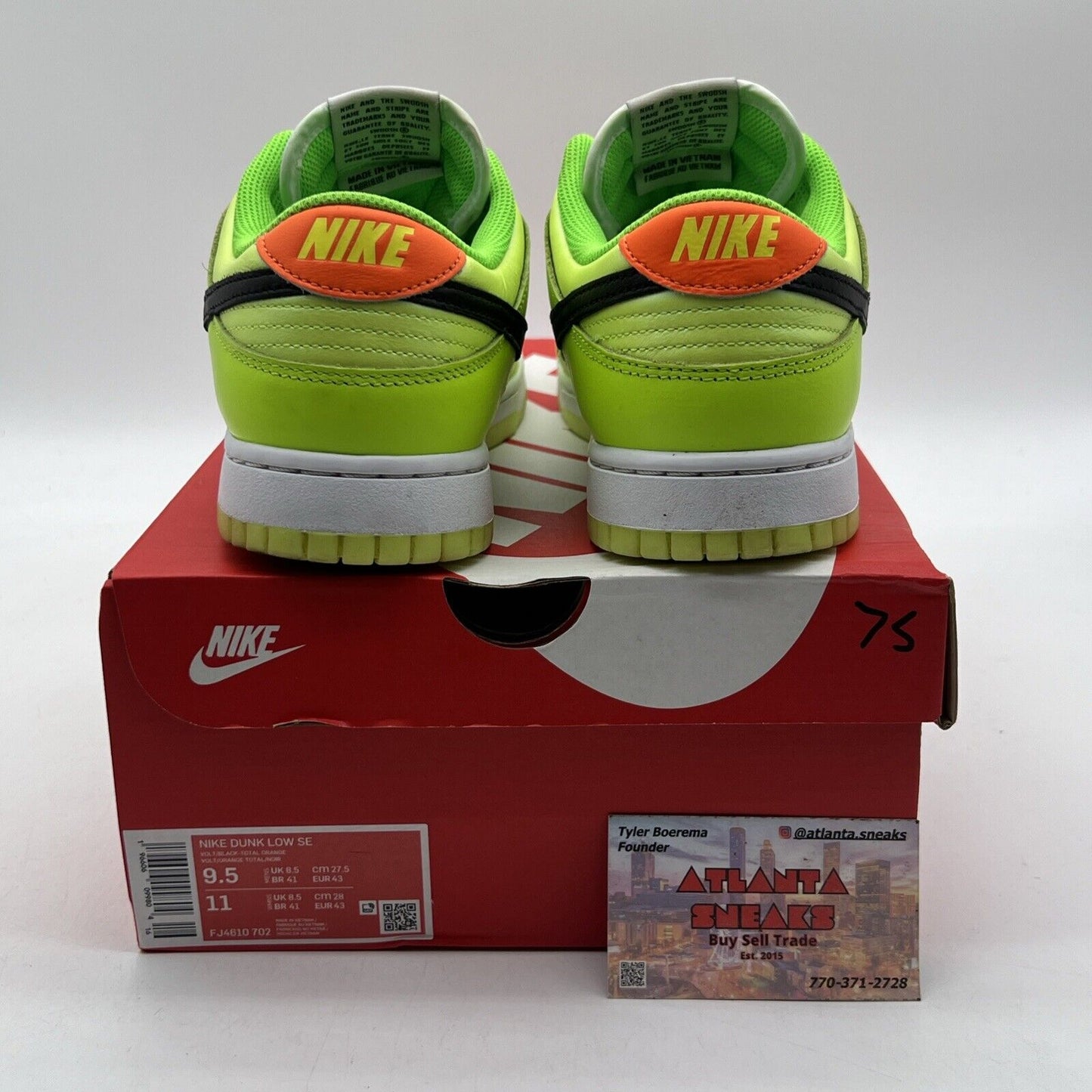 Size 9.5 - Nike Dunk SE Low Volt  (FJ4610-702) Black White