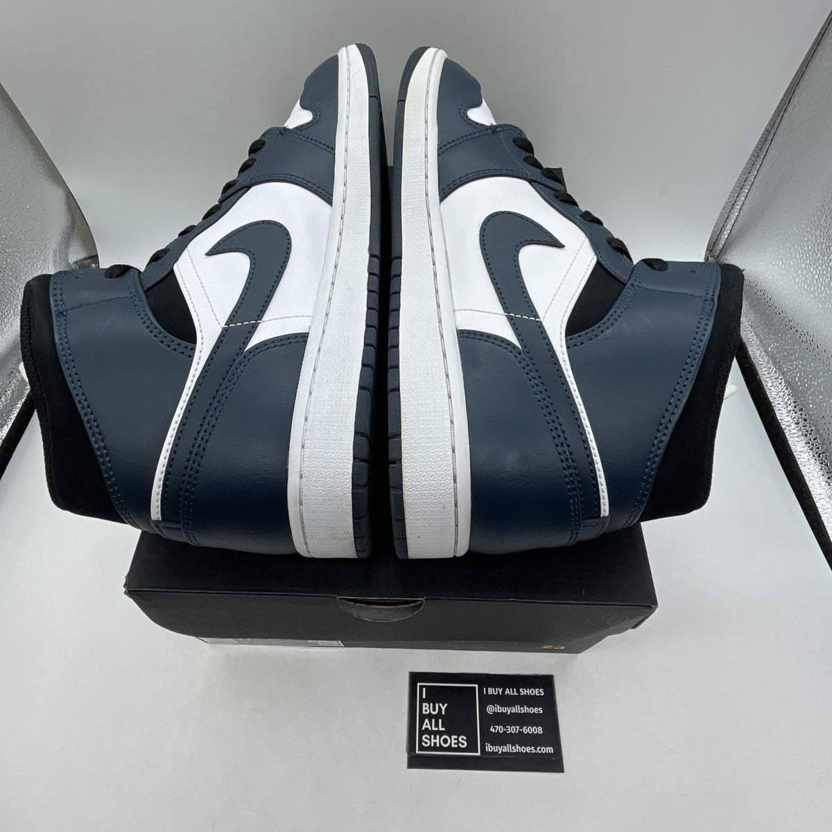 Size 11 - Air Jordan 1 Mid Armory Navy (554724-411)