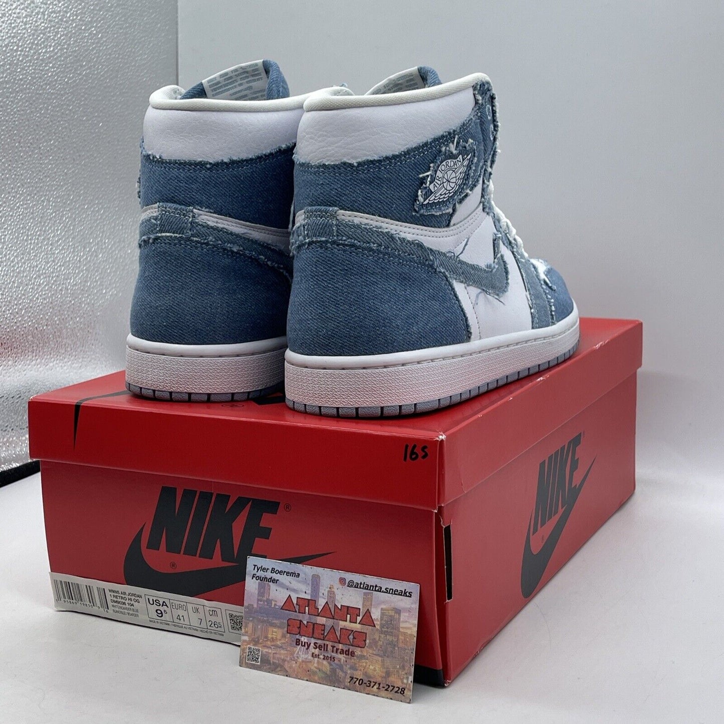 Size 9.5 - Jordan 1 High OG Denim 2022