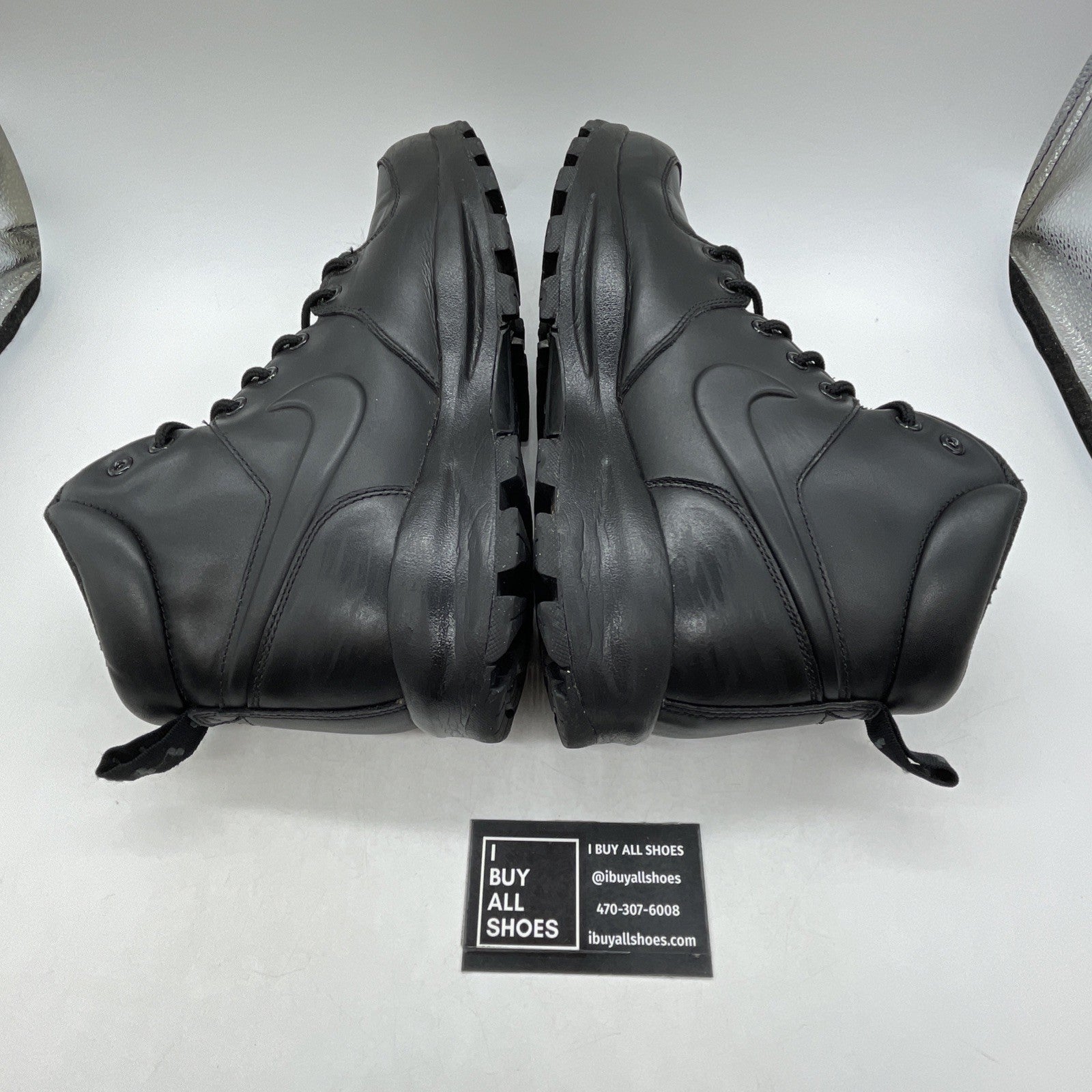 Size 11 - Nike Manoa Leather Black (454350-003)
