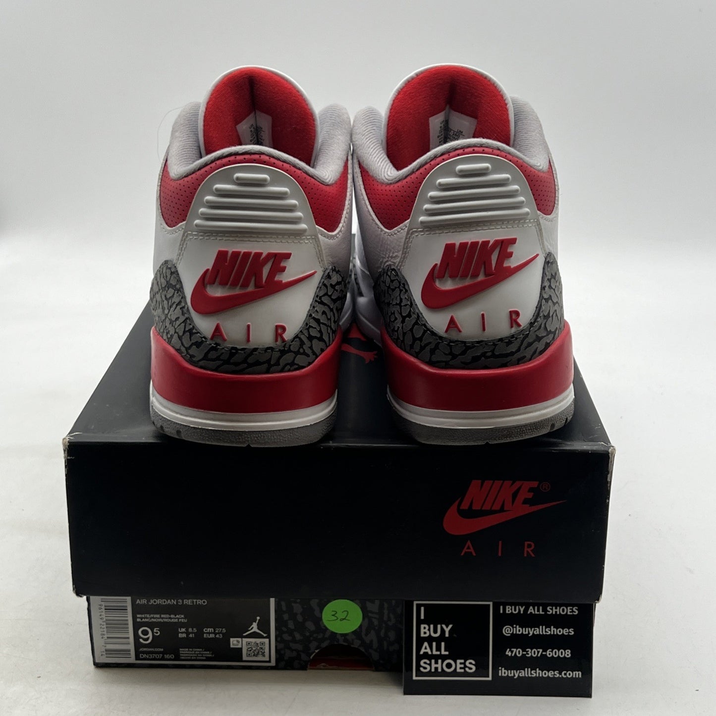 Size 9.5 - Air Jordan 3 Retro Mid Fire Red (DN3707-160)
