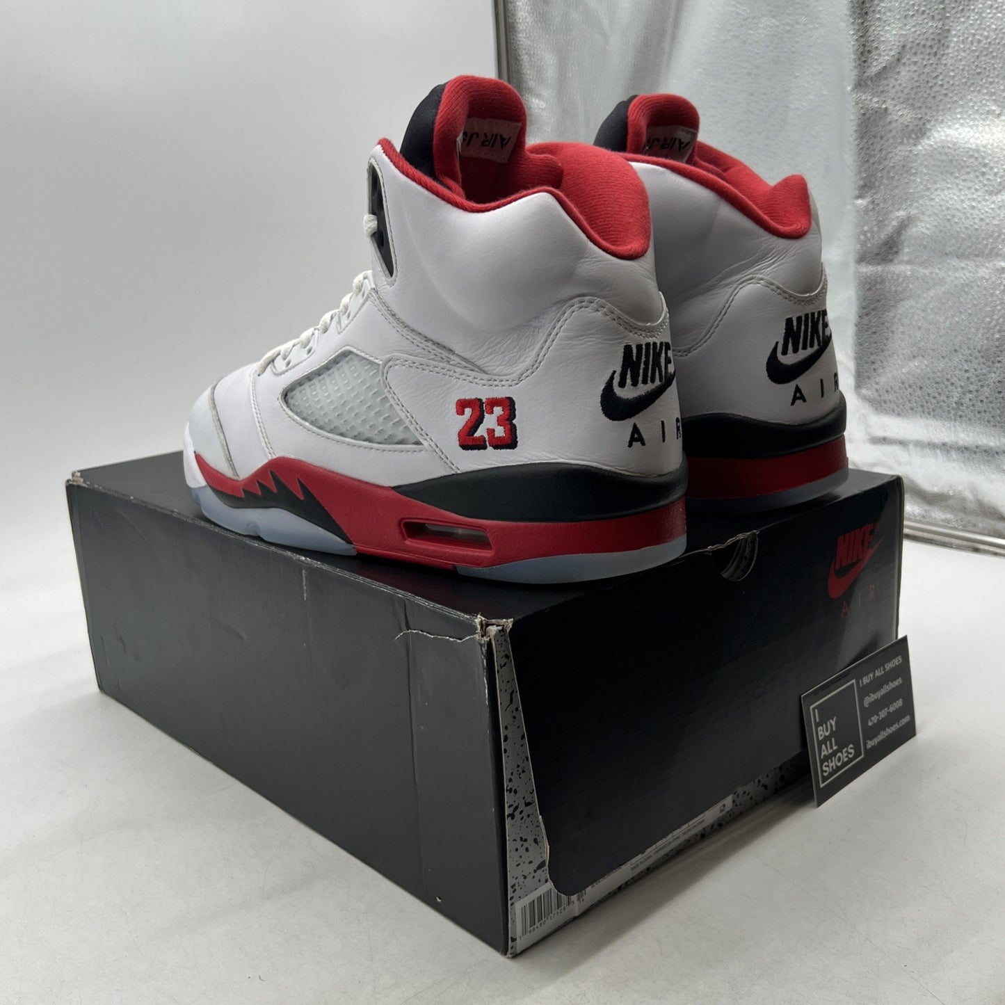 Size 9.5 - Air Jordan 5 Retro 2025 Fire Red (HQ7978-101)
