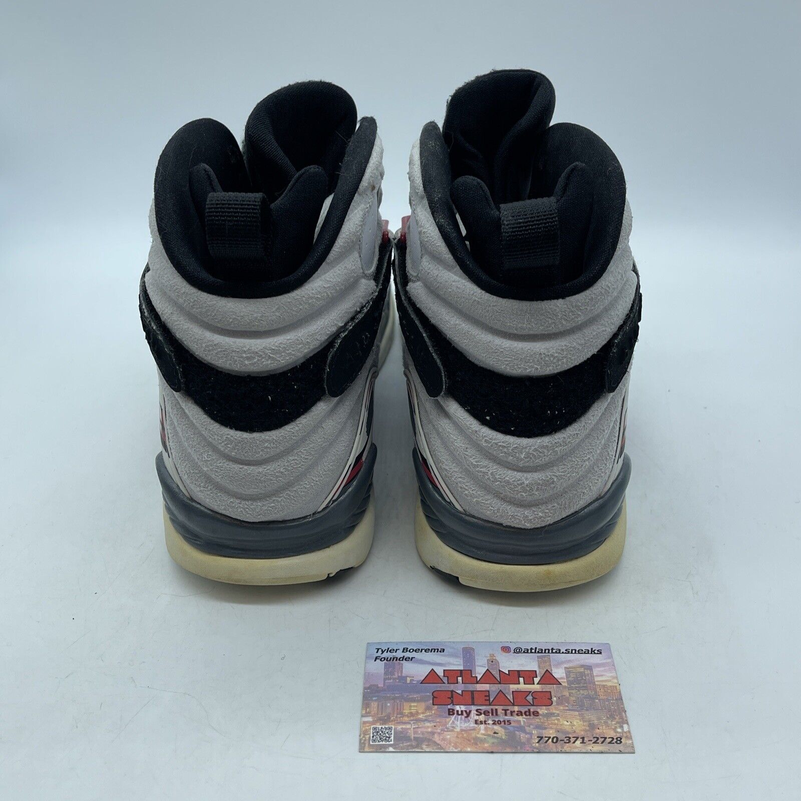 Size 11 - Air Jordan 8 Retro 2013 Bugs Bunny White Grey Suede (305381-103)