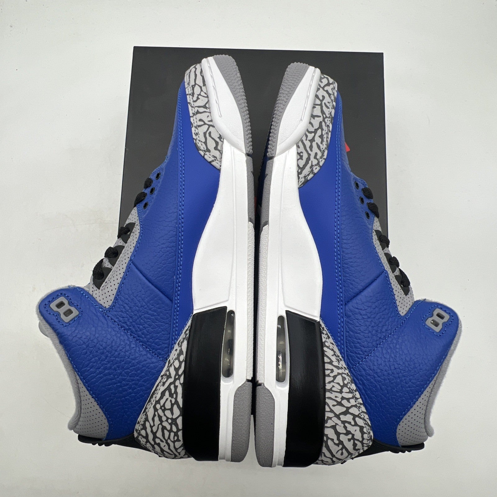 Size 10.5 - Air Jordan 3 Retro Varsity Royal 2020 (CT8532-400)