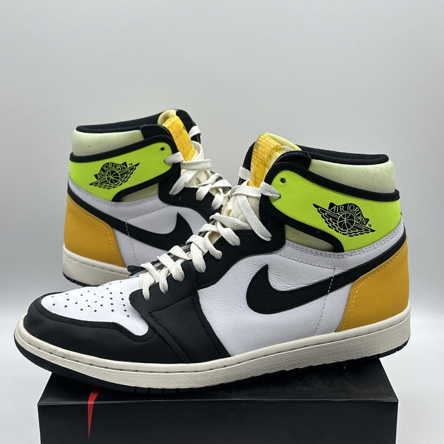 Size 10.5 - Jordan 1 Retro High OG Volt