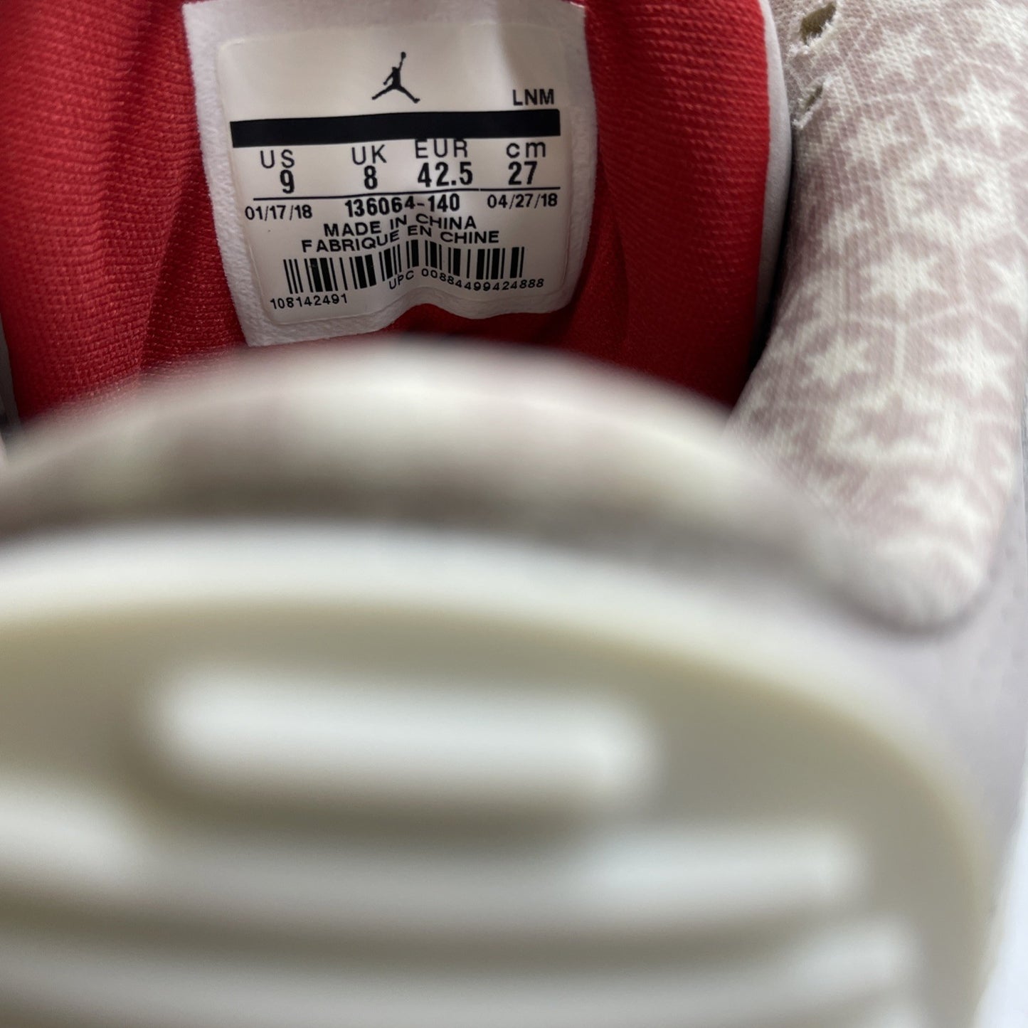 Size 9 - Air Jordan 3 Retro International Flight (136064-140)