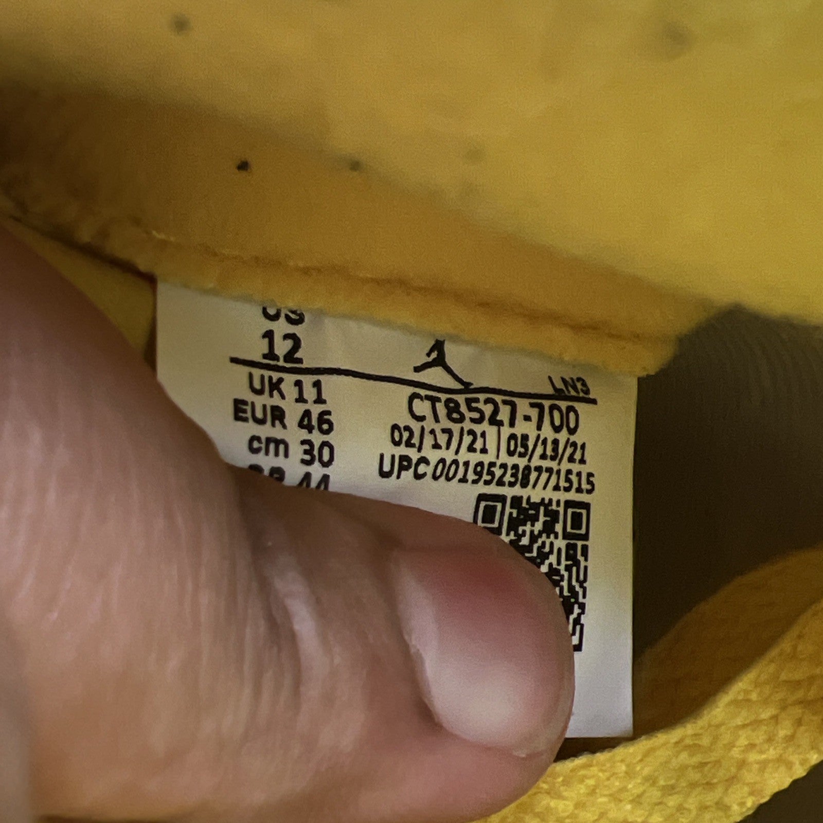 Size 12 - Air Jordan 4 Retro Mid Lightning (CT8527-700)