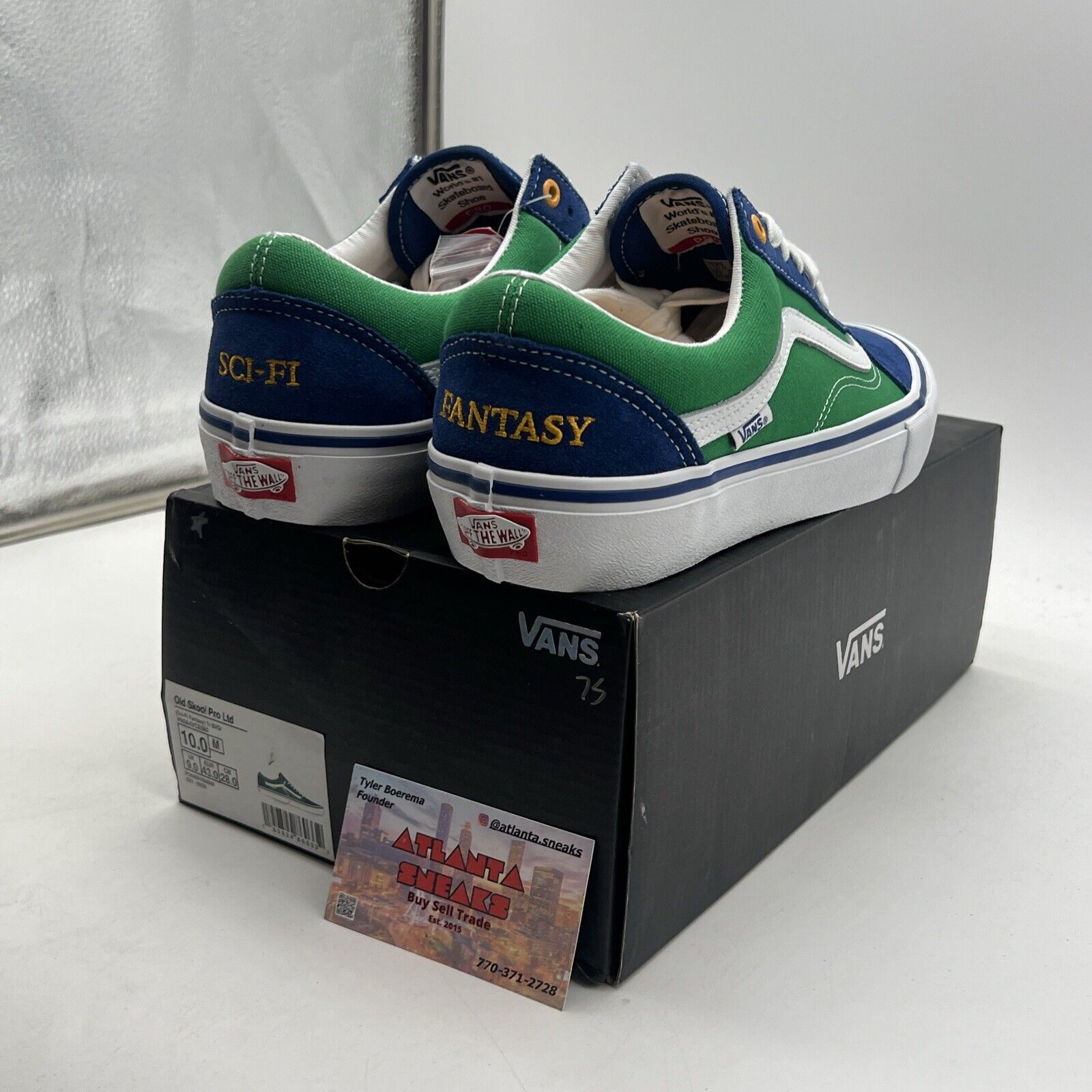 Size 10 -  Vans X Sci-FI Fantasy Old Skool Pro