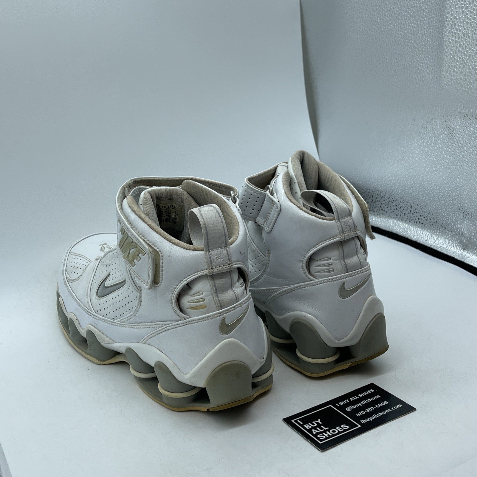 Size 13 -2005 Nike Shox USP White Perforated Basketball Shoes (311738-102)