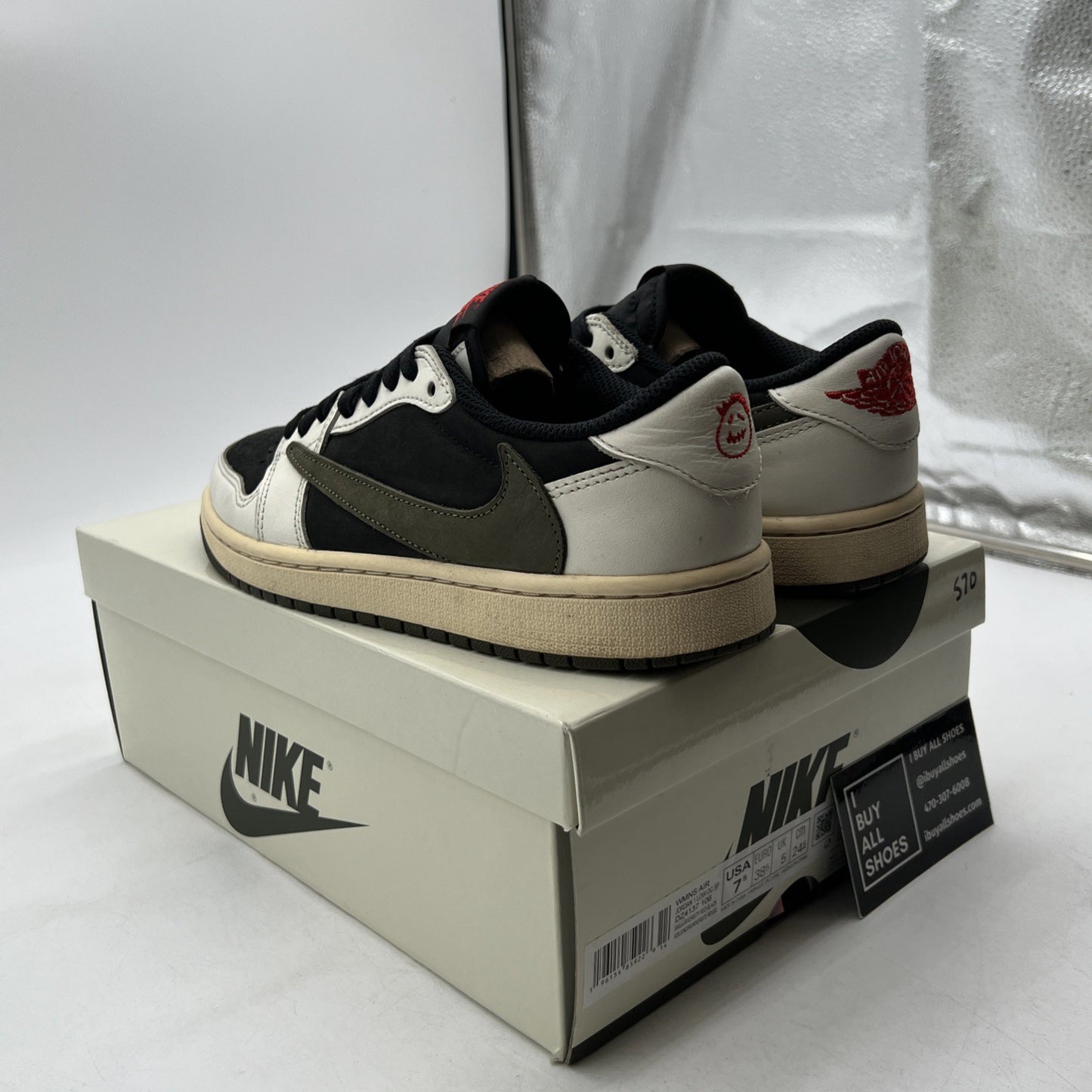 Size 7.5 - Air Jordan 1 Retro OG x Travis Scott Low Olive W (DZ4137-106)