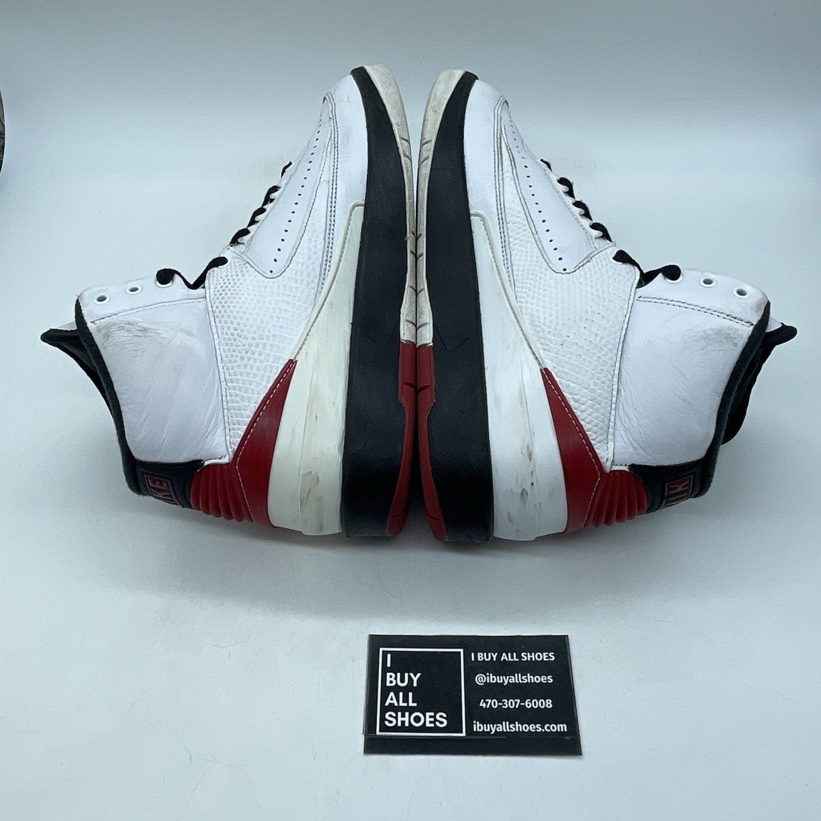 Size 8 - Jordan 2 Retro Mid Chicago White Red Black Leather (DX2454-106)