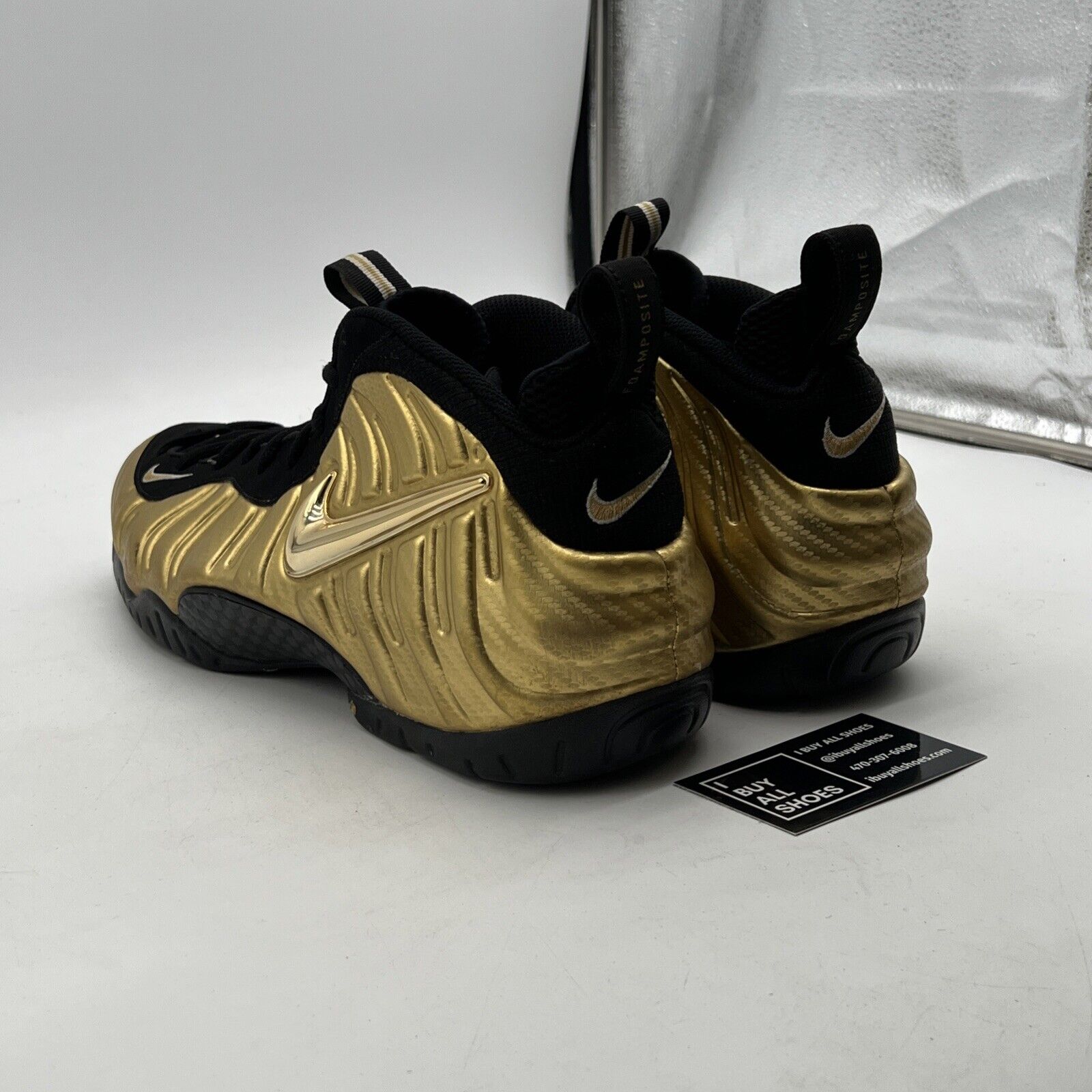 Size 13 - Nike Air Foamposite Pro Metallic Gold (624041-701)