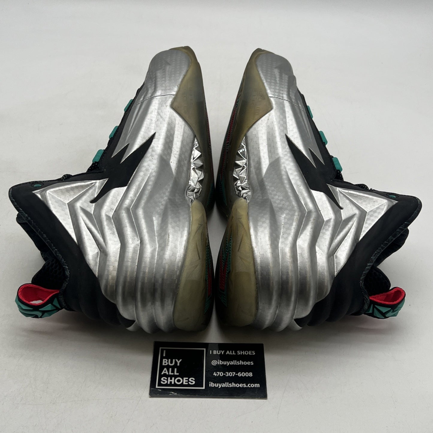 Size 11 - Nike Chuck Posite Metallic Silver (684758-001)