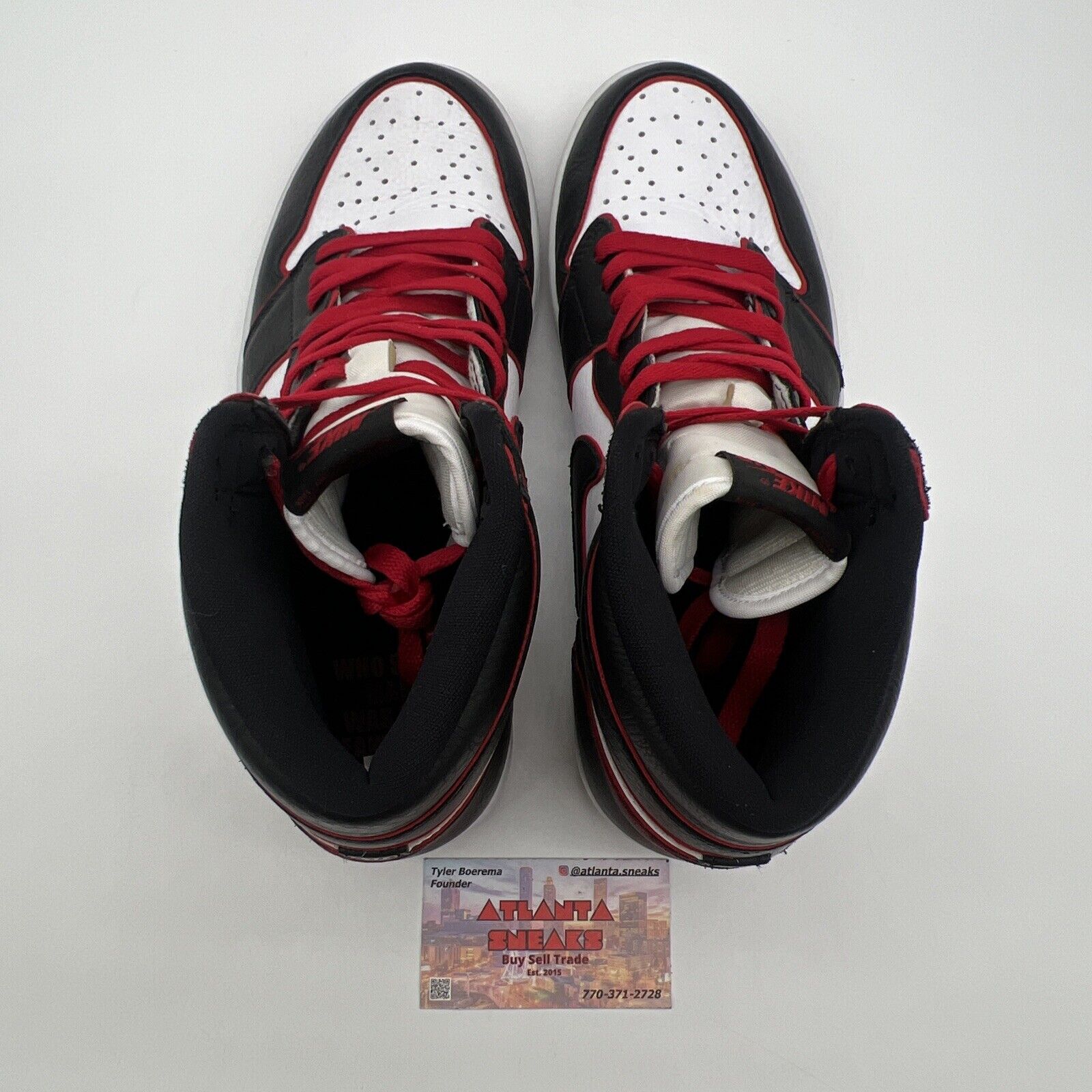 Size 10.5 - Jordan 1 Retro High OG Bloodline 2019 Black White Red (555088-062)