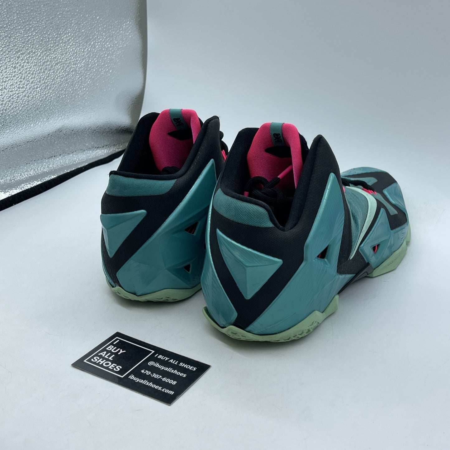 Size 10.5 - Nike LeBron 11 South Beach Blue Black Leather (616175-330)