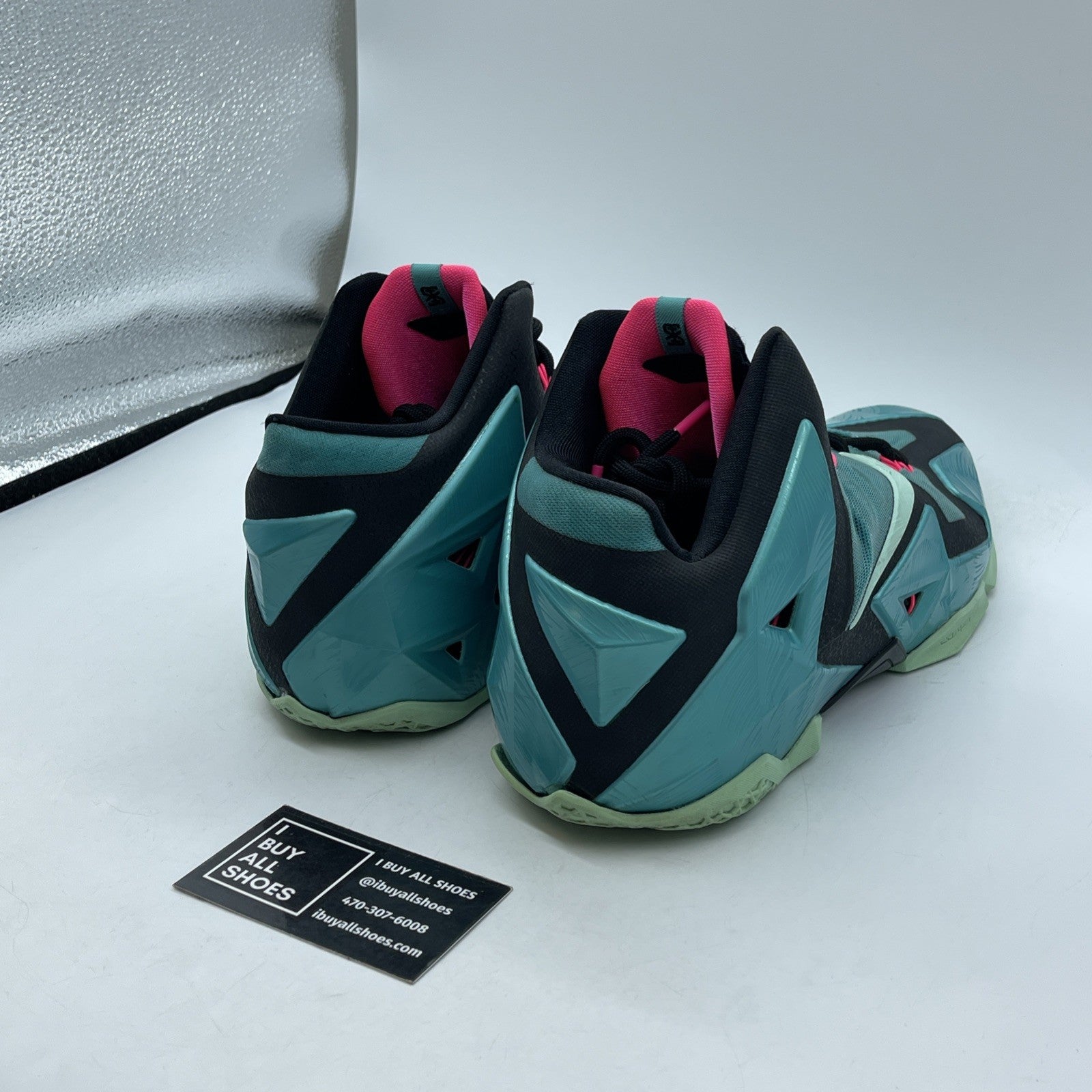 Size 10.5 - Nike LeBron 11 South Beach Blue Black Leather (616175-330)