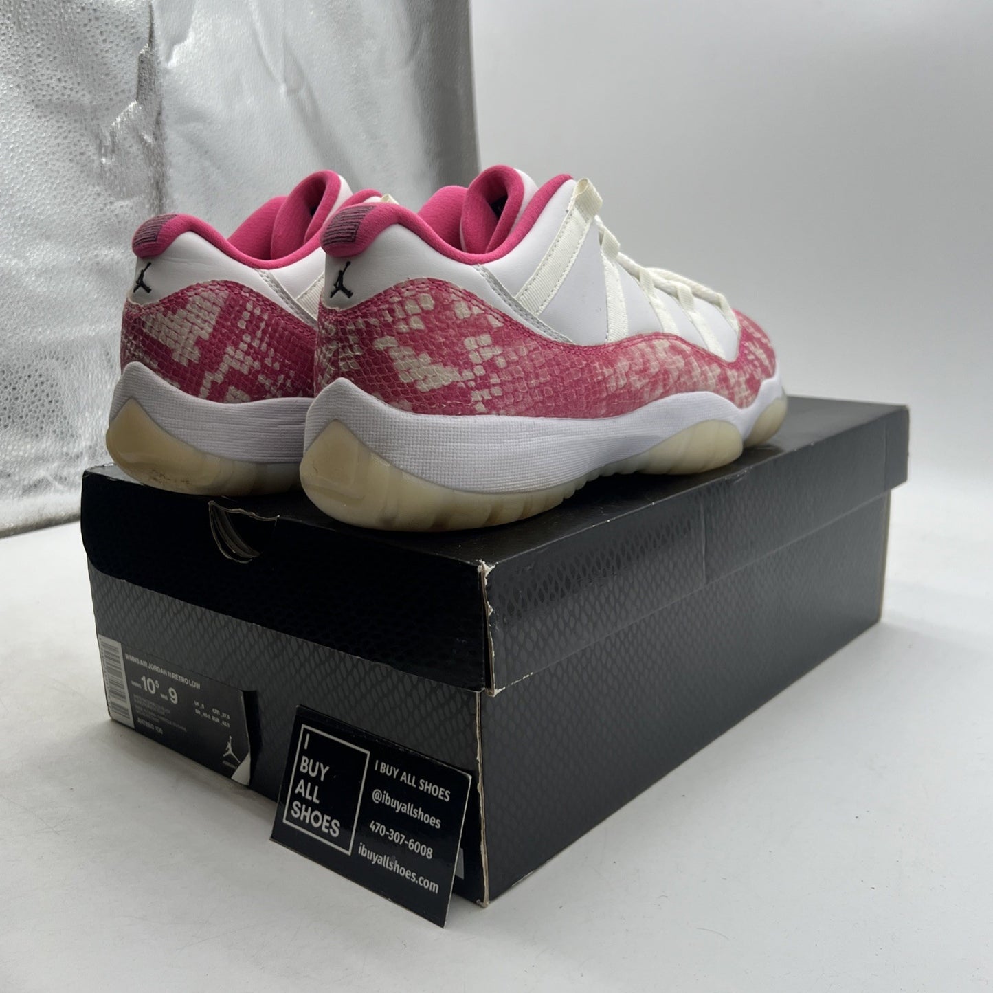 Size 10.5 - Air Jordan 11 Retro Low Pink Snakeskin W (AH7860-106)