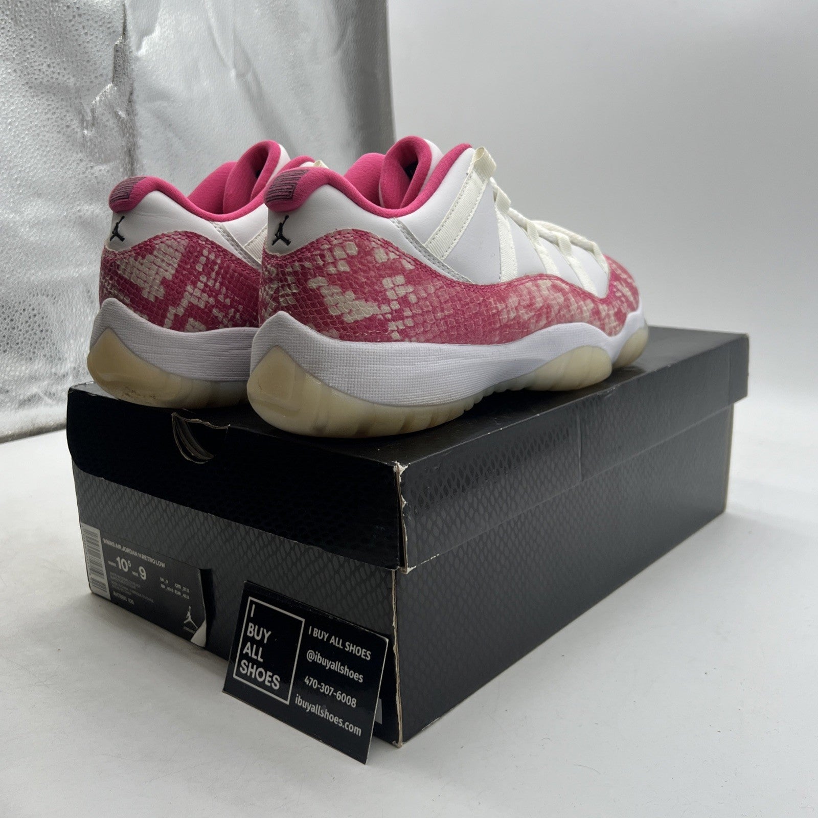 Size 10.5 - Air Jordan 11 Retro Low Pink Snakeskin W (AH7860-106)