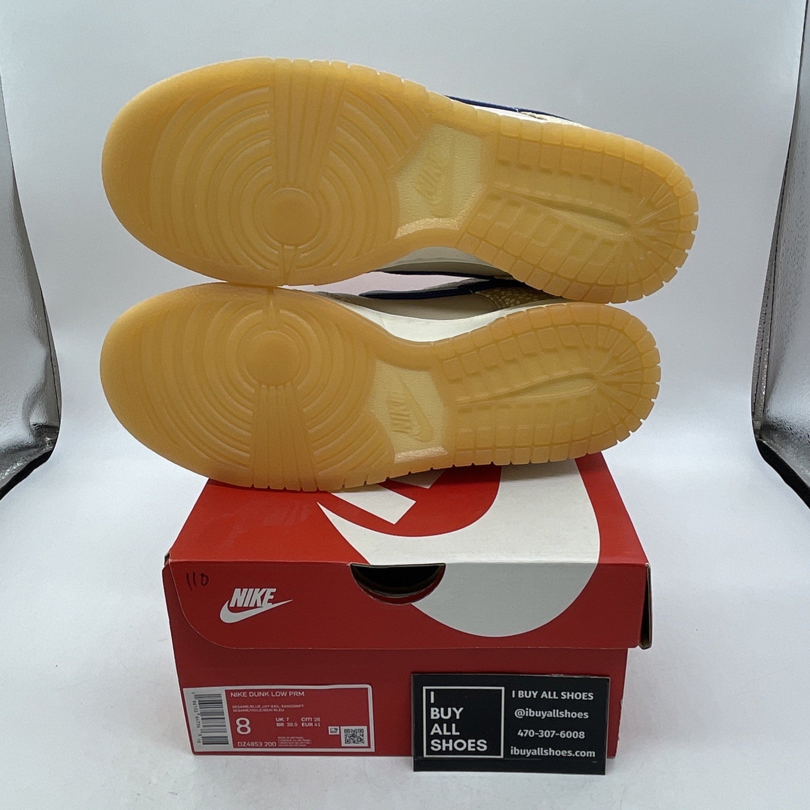 Size 8 - Nike Dunk Low Premium Montreal Bagel Sesame (DZ4853-200)