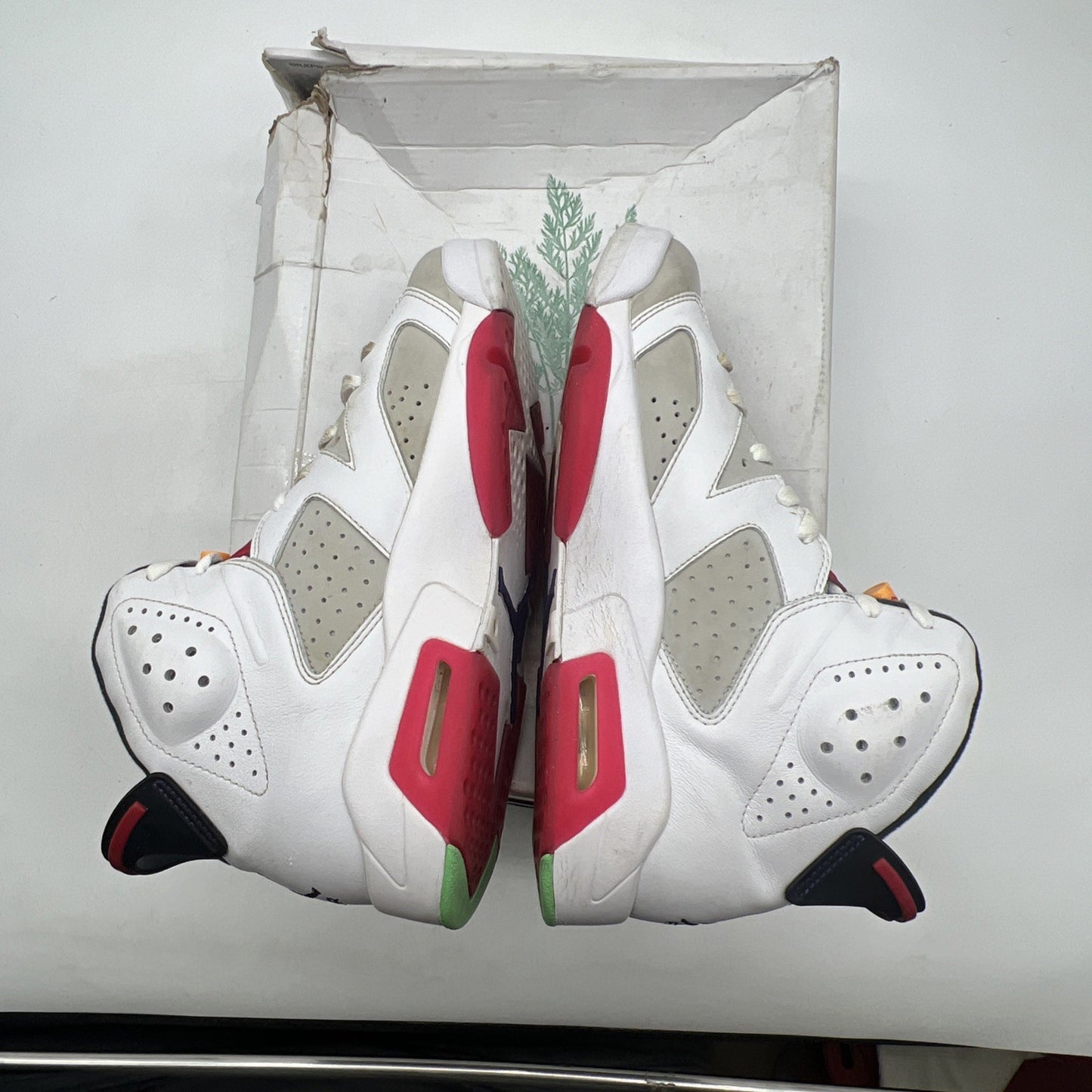 Size 8.5 - Air Jordan 6 Retro Hare (CT8529-062)