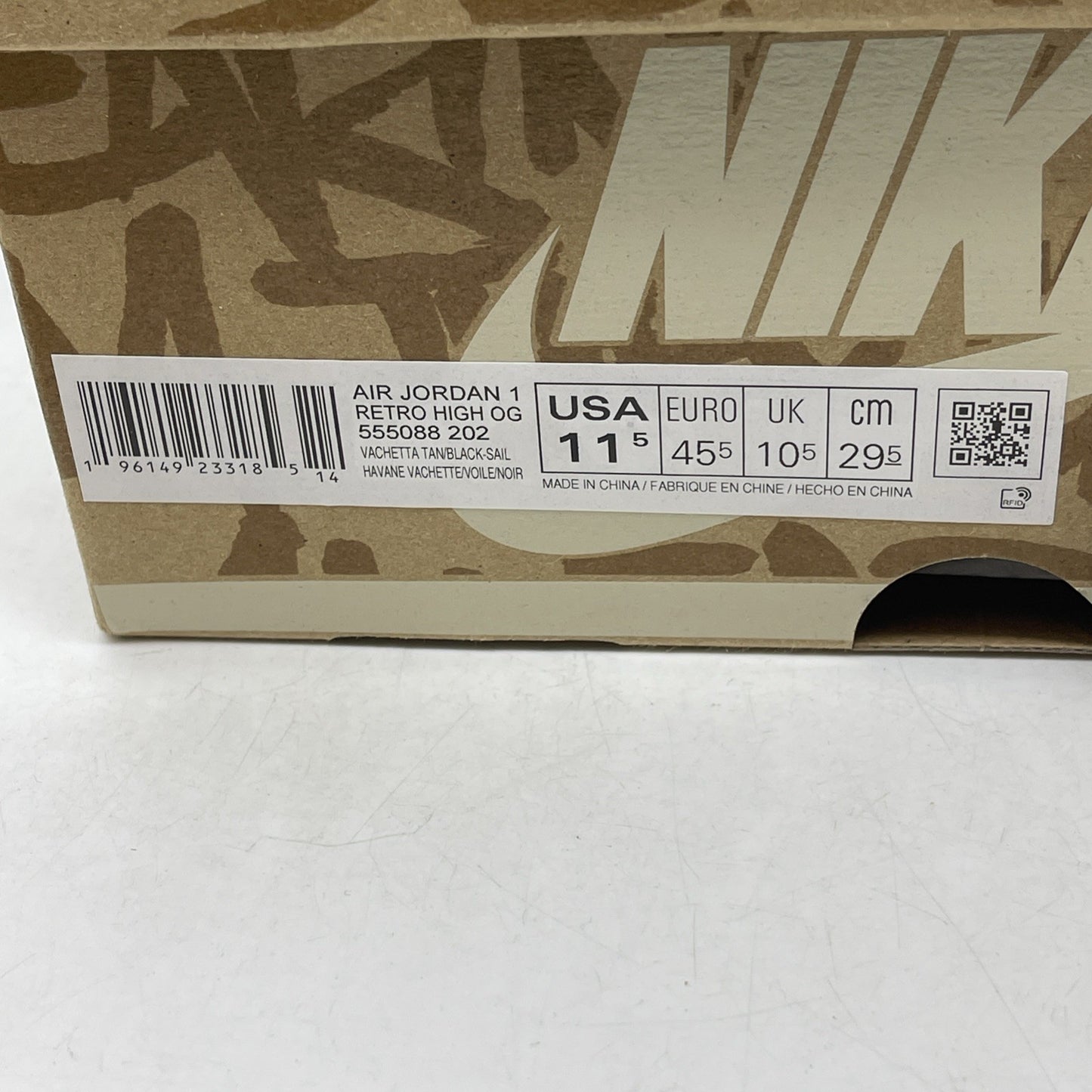 Size 11.5 - Air Jordan 1 Retro High OG Heirloom 2022 (555088-202)