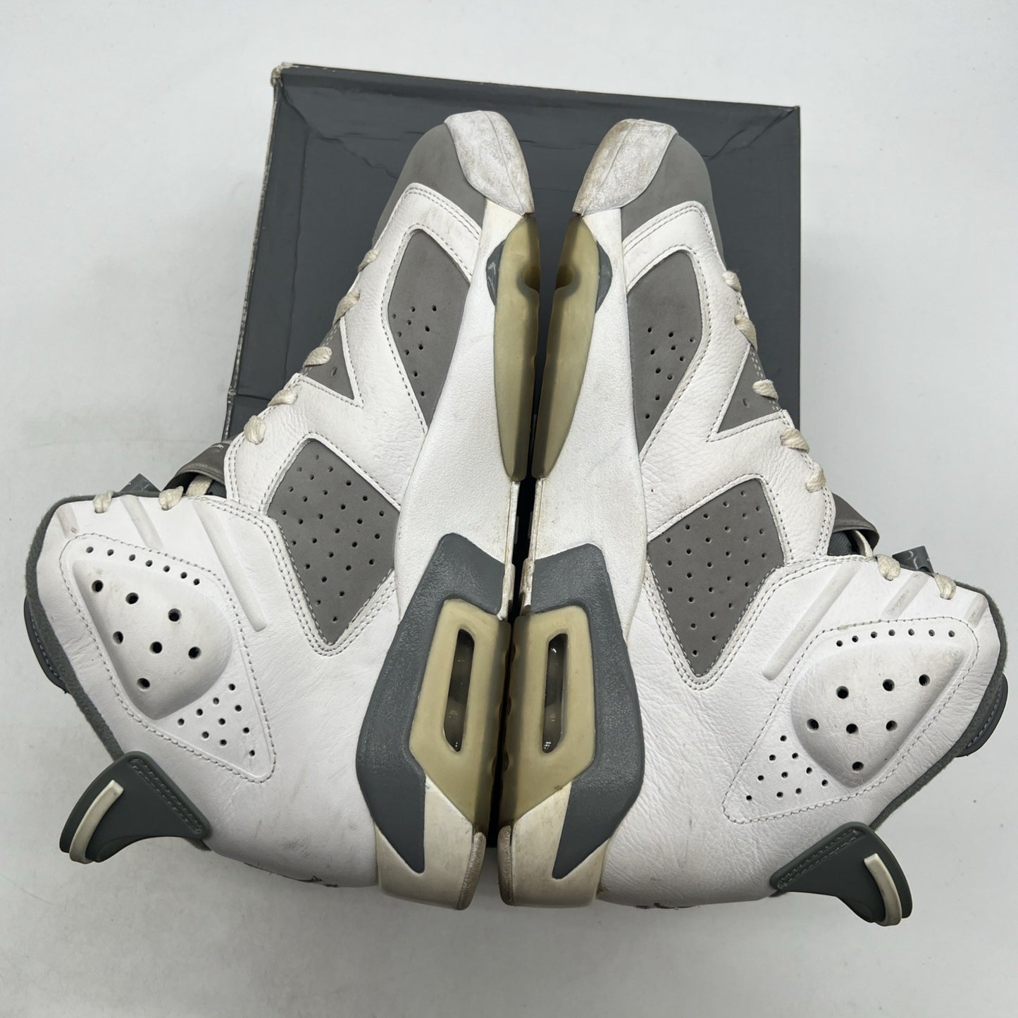 Size 10.5 - Air Jordan 6 Retro Low Cool Grey (CT8529-100)