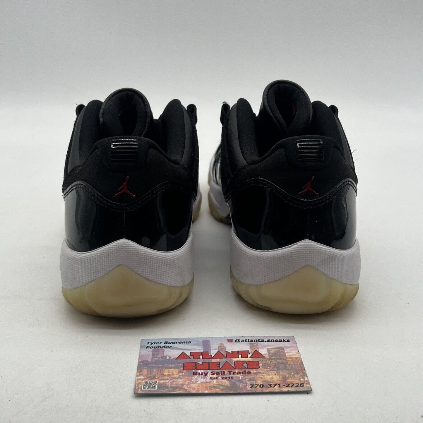 Size 9.5 - Air Jordan 11 Retro Low 72-10 (AV2187-001)