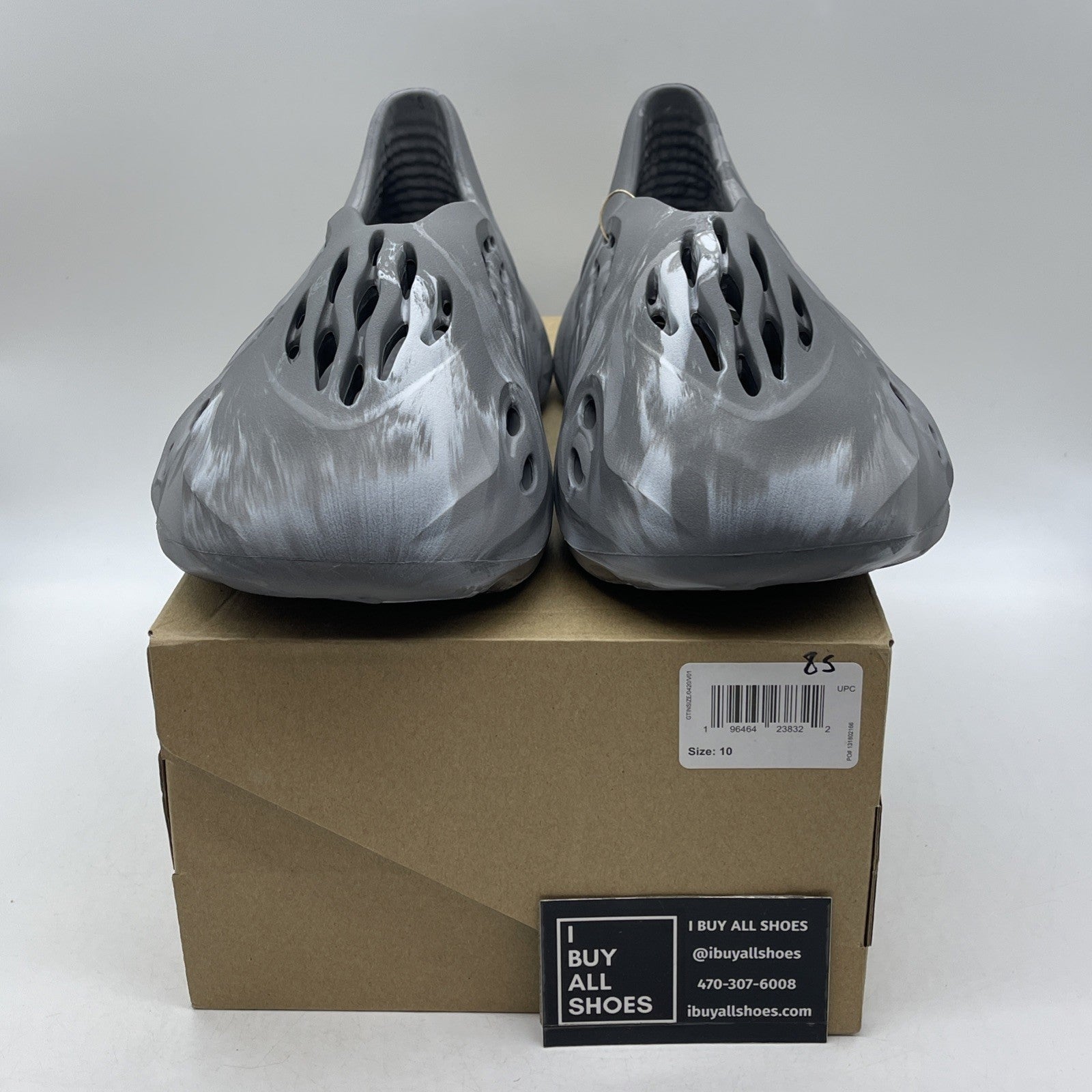Size 10 - adidas Yeezy Foam RNNR MXT Moon Gray (IE4931)