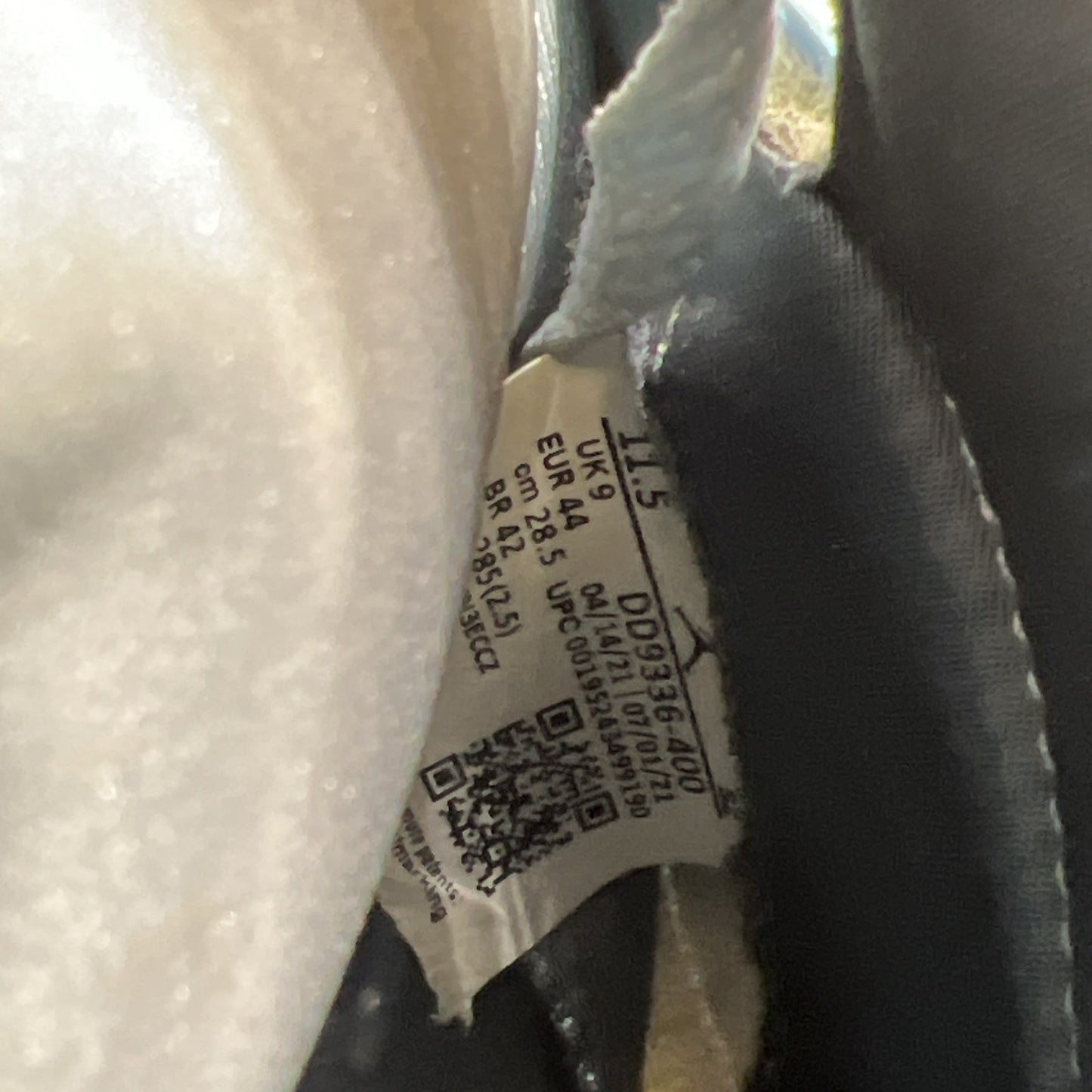 Size 11.5 - Air Jordan 5 Retro Blue Bird W (DD9336-400)