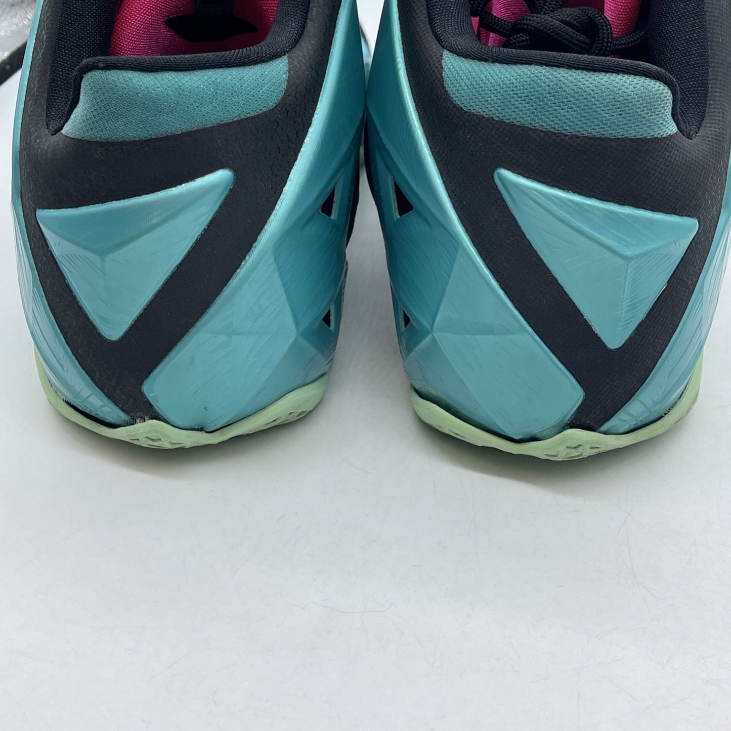 Size 10.5 - Nike LeBron 11 South Beach Blue Black Leather (616175-330)