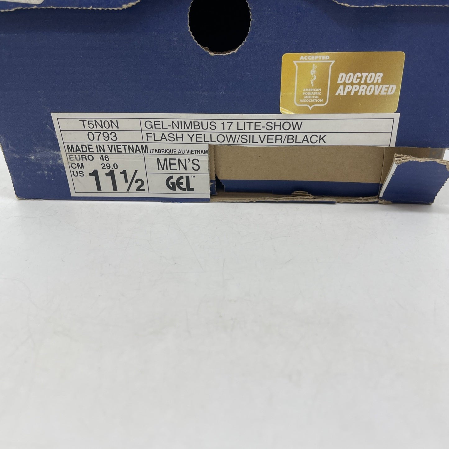 Size 11.5 - Asics Gel Nimbus 17 Lite Show Flash Yellow (T5N0N-0793)