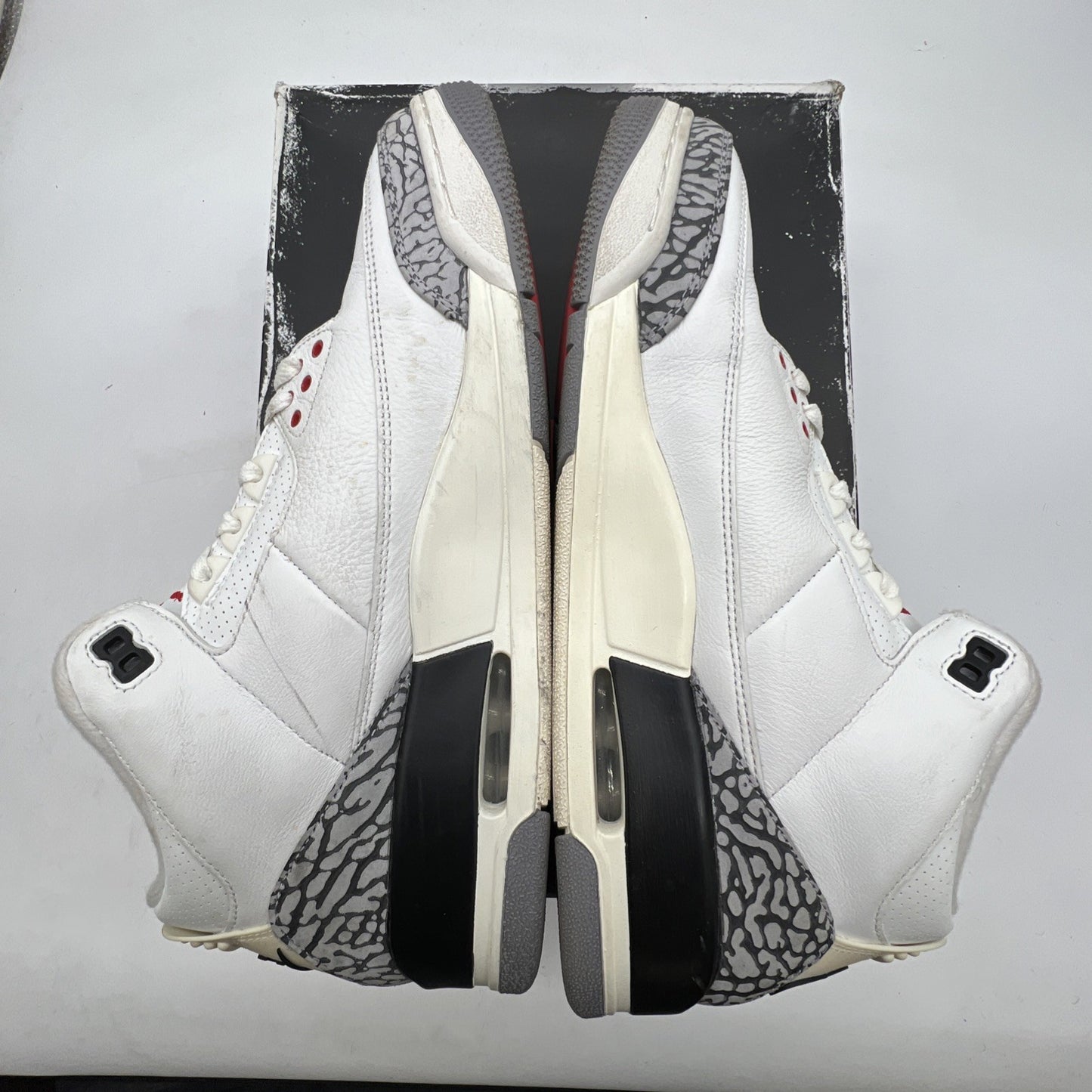 Size 10.5 - Air Jordan 3 Retro Mid White Cement Reimagined (DN3707-100)