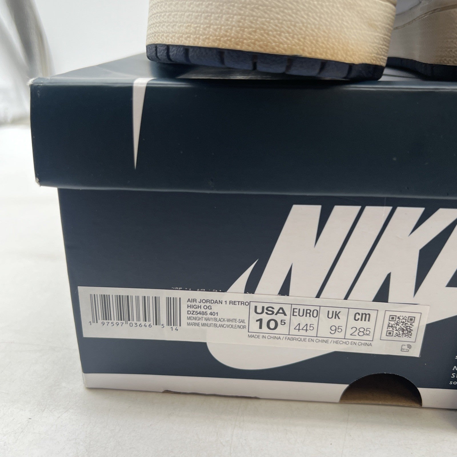 Size 10.5 - Air Jordan 1 Retro OG High Midnight Navy (DZ5485-401)