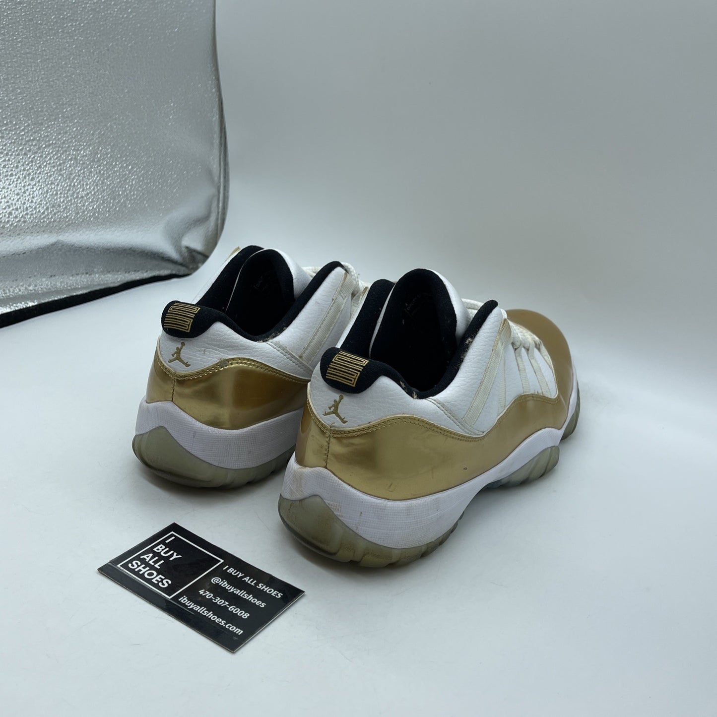 Size 10.5 - Air Jordan 11 Retro Low Closing Ceremony Leather (528895-103)
