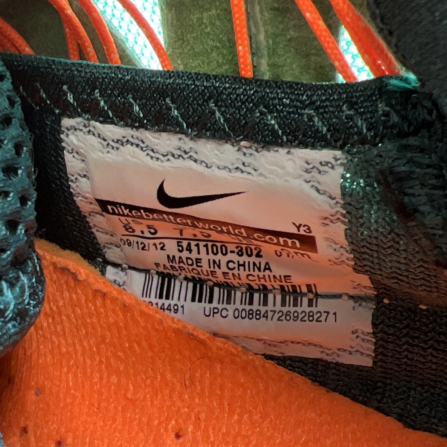 Size 8.5 - Nike LeBron 10 Miami Dolphins (541100-302)