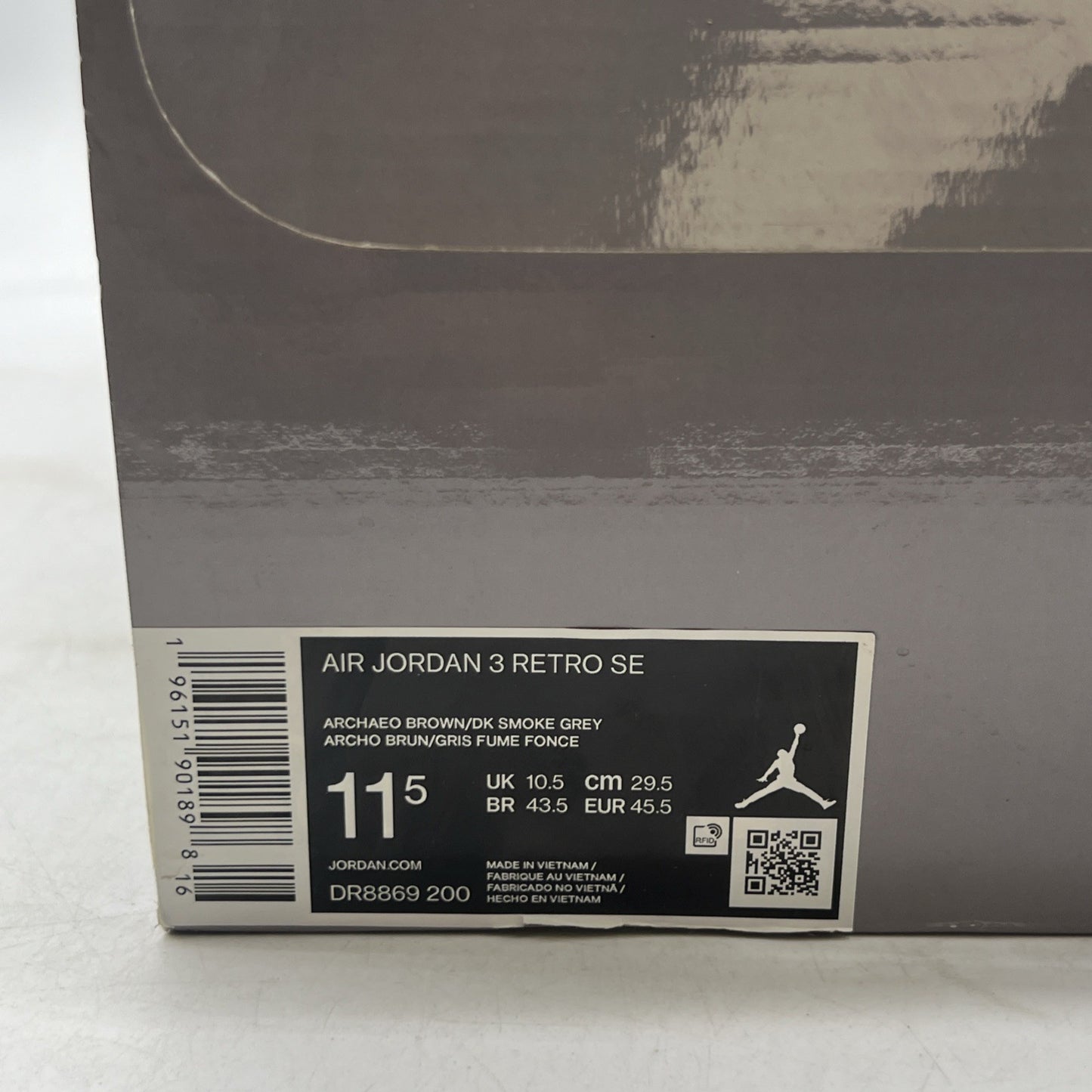 Size 11.5 - Air Jordan 3 Retro SE Winterized (DR8869-200)