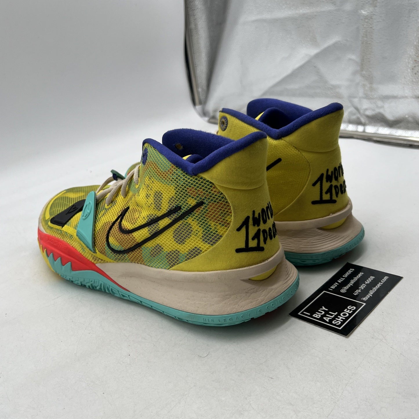 Size 12 - Nike Kyrie 7 1 World 1 People (CQ0327-700)
