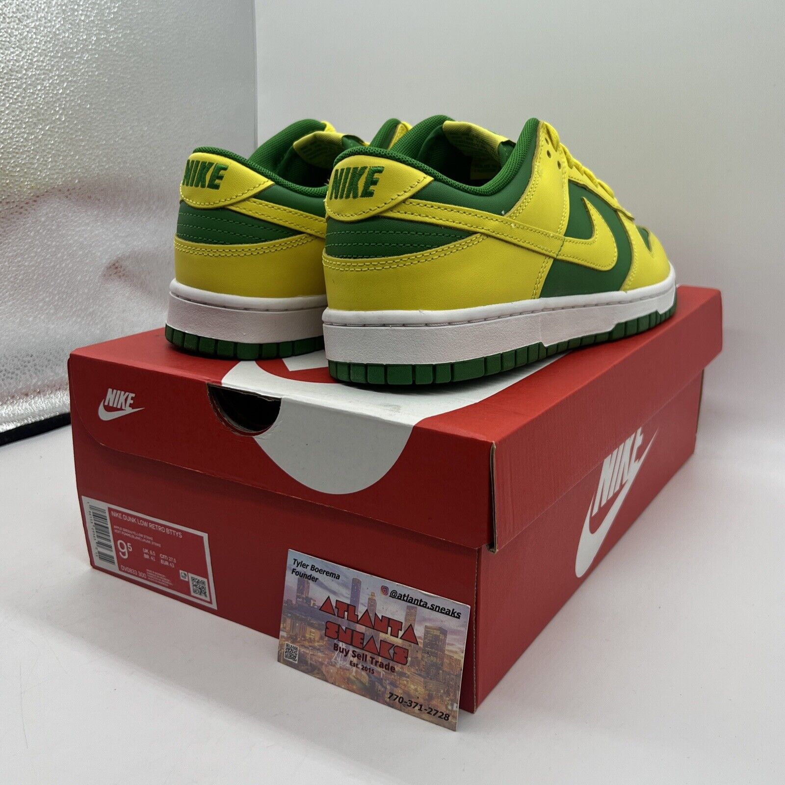 Size 9.5 - Nike Dunk Low Reverse Brazil Brand New Og All