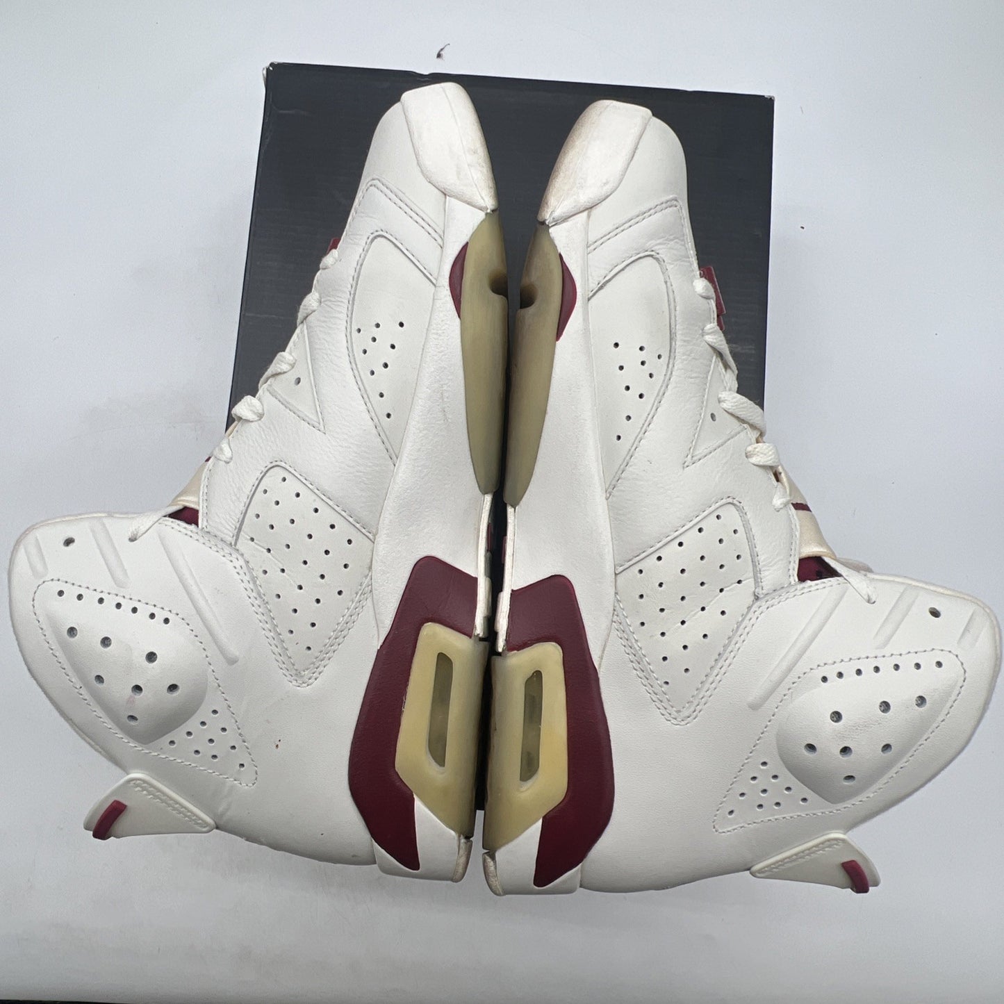 Size 10.5 - Air Jordan 6 Retro 2015 Maroon (384664-116)