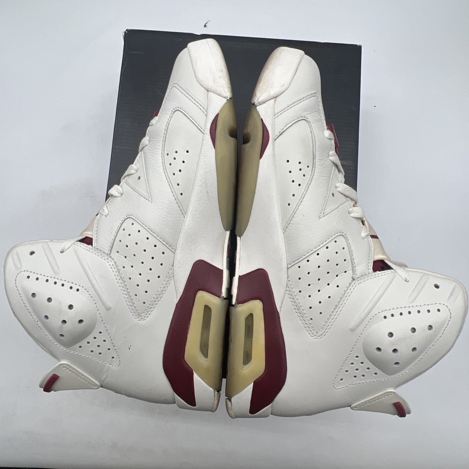 Size 10.5 - Air Jordan 6 Retro 2015 Maroon (384664-116)