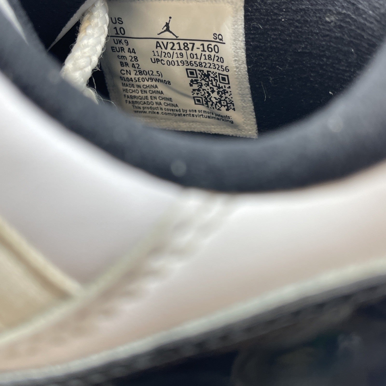 Size 10 - Air Jordan 11 Retro Low Concord-Bred Black White Leather (AV2187-160)