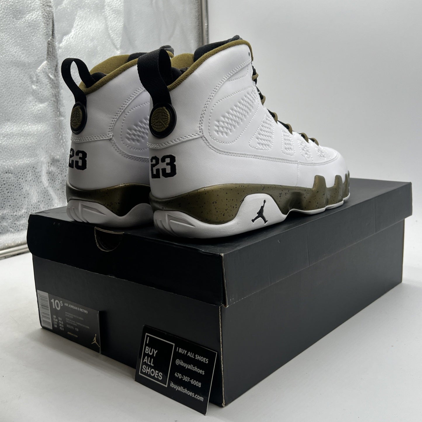 Size 10.5 - Air Jordan 9 Retro Statue (302370-109)