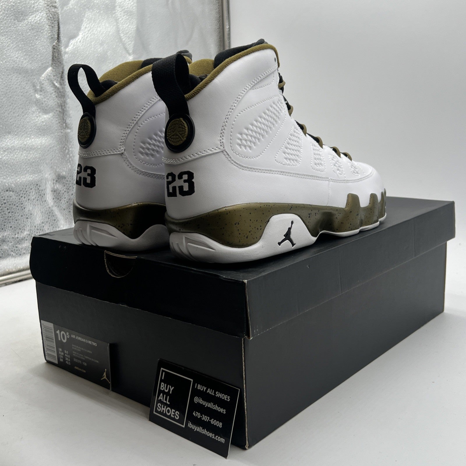 Size 10.5 - Air Jordan 9 Retro Statue (302370-109)