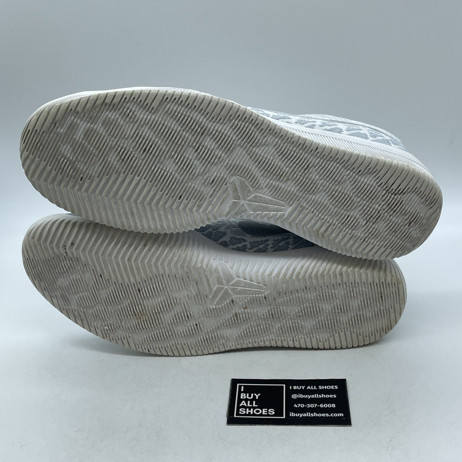 Size 12 - Nike Mamba Rage Pure Platinum (908972-100)