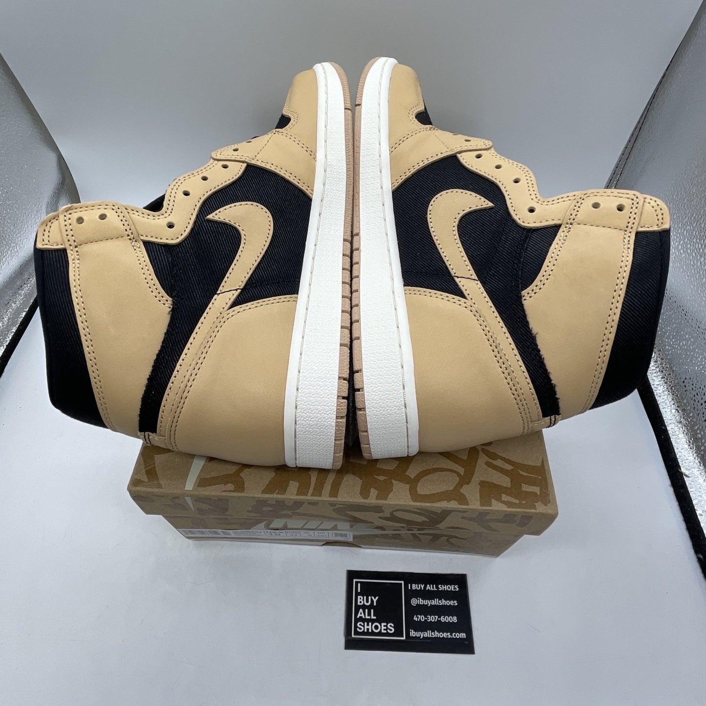 Size 10 - Air Jordan 1 Retro High OG Heirloom 2022 (555088-202)