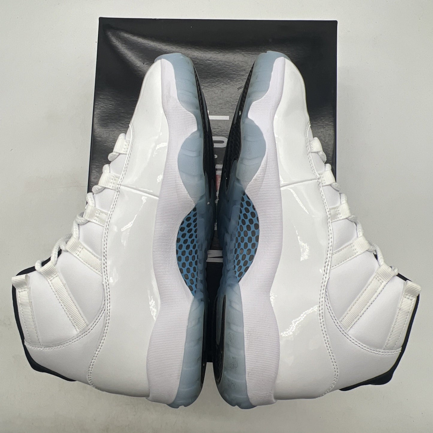Size 10 - Air Jordan 11 Retro 2024 Legend Blue / Columbia (CT8012-104)