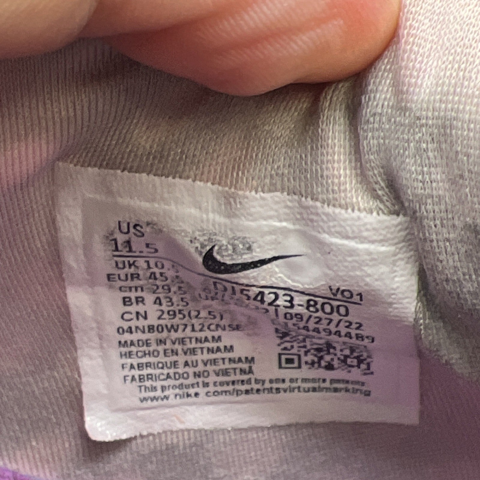 Size 11.5 - Nike LeBron 20 Chosen 1 (DJ5423-800)