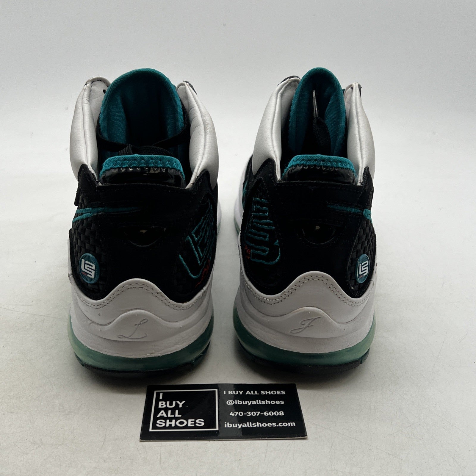 Size 14 - Nike Air Max LeBron 7 Retro QS 2019 Red Carpet (CU5133-100)