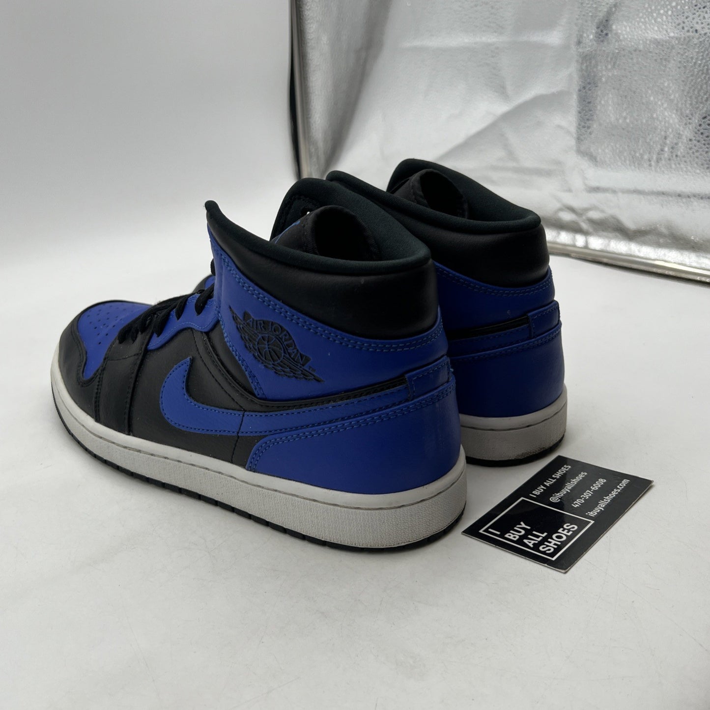Size 10.5 - Air Jordan 1 Mid Hyper Royal 2021 (554724-077)
